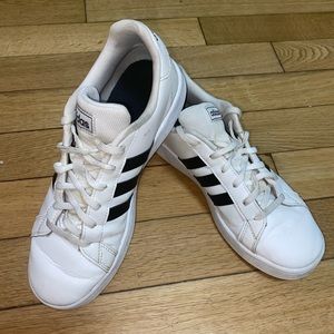 Adidas Grand Court Sneakers